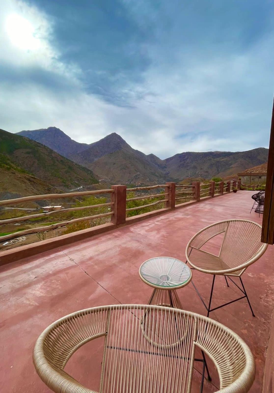 伊姆利尔 Aux Lumieres Du Toubkal Light Of Toubkal酒店 外观 照片